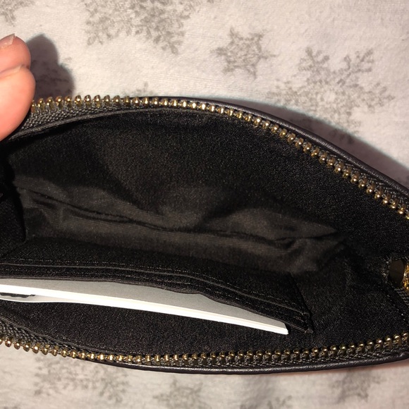 Coach wristlet. Authentic. - Picture 5 of 8